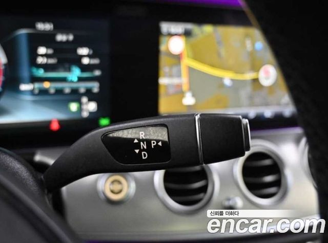 Mercedes-Benz E-Class E300 Avantgarde