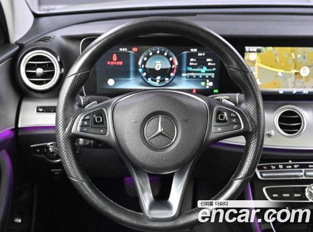 Mercedes-Benz E-Class E300 Avantgarde