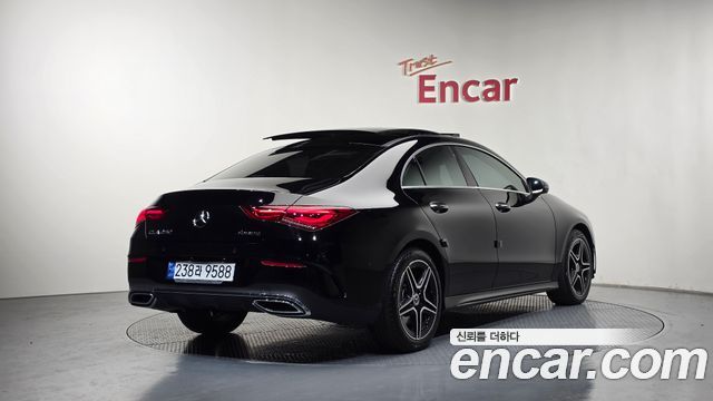Mercedes-Benz CLA-Class CLA250 4MATIC