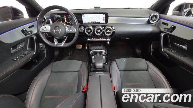 Mercedes-Benz CLA-Class CLA250 4MATIC