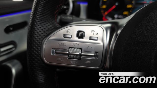 Mercedes-Benz CLA-Class CLA250 4MATIC