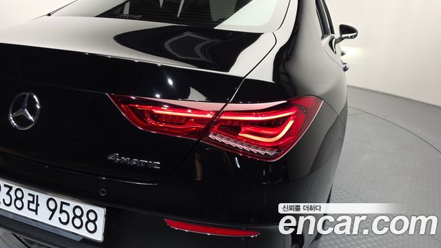 Mercedes-Benz CLA-Class CLA250 4MATIC