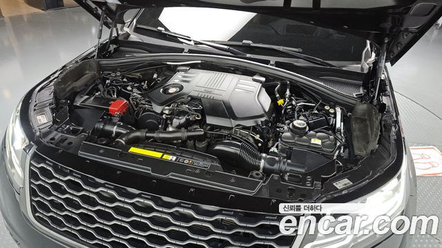 Land Rover Range Rover Velar 3.0 D300 R-Dynamic HSE