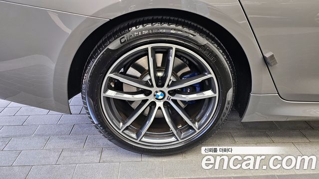 BMW 5-Series 520i M Sport
