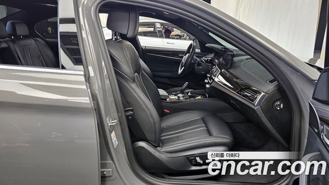 BMW 5-Series 520i M Sport