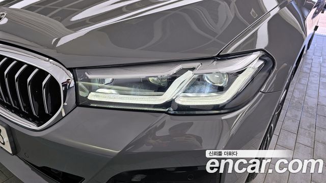 BMW 5-Series 520i M Sport