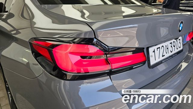 BMW 5-Series 520i M Sport