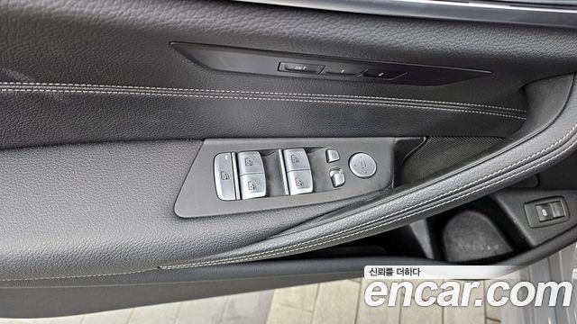 BMW 5-Series 520i M Sport