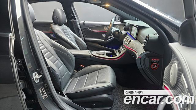 Mercedes-Benz E-Class E350 4MATIC AMG Line