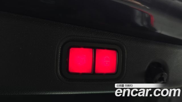 Mercedes-Benz E-Class E350 4MATIC AMG Line