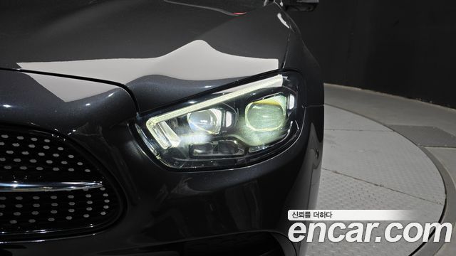 Mercedes-Benz E-Class E350 4MATIC AMG Line