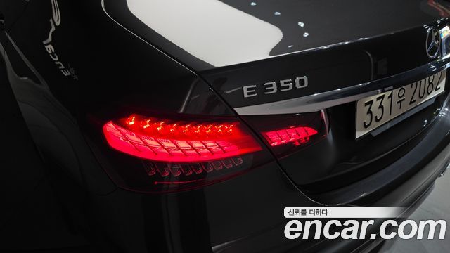Mercedes-Benz E-Class E350 4MATIC AMG Line