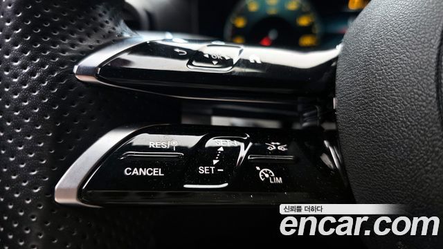 Mercedes-Benz E-Class E350 4MATIC AMG Line