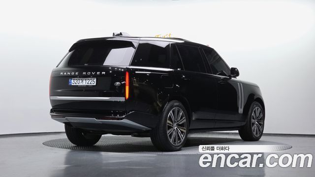 Land Rover Range Rover D350 Autobiography Long Wheel Base