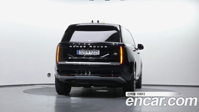 Land Rover Range Rover D350 Autobiography Long Wheel Base