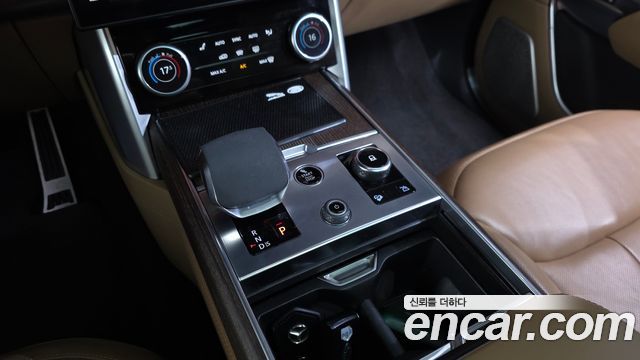 Land Rover Range Rover D350 Autobiography Long Wheel Base