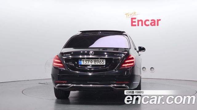 Mercedes-Benz S-Class S560L 4MATIC