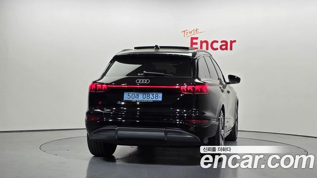 Audi Q6 e-tron Performance Premium