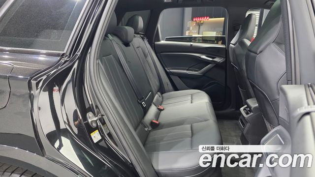 Audi Q6 e-tron Performance Premium
