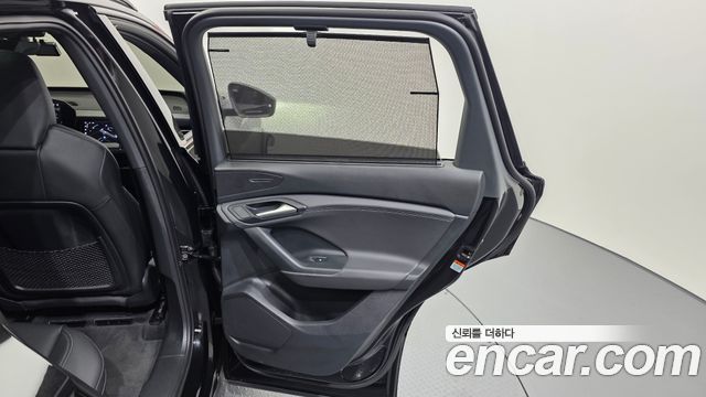 Audi Q6 e-tron Performance Premium