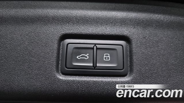 Audi Q6 e-tron Performance Premium