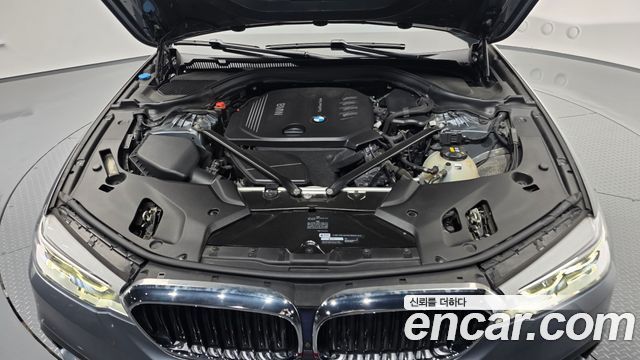 BMW 5-Series 520d M Sport Package Plus