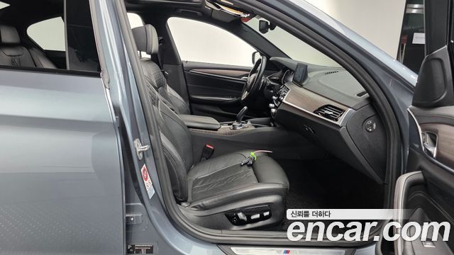 BMW 5-Series 520d M Sport Package Plus
