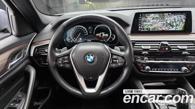 BMW 5-Series 520d M Sport Package Plus