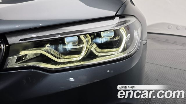 BMW 5-Series 520d M Sport Package Plus