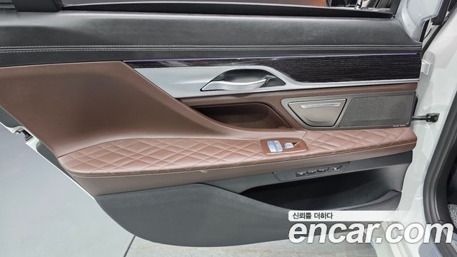 BMW 7-Series 730Ld xDrive M Sport