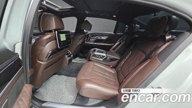 BMW 7-Series 730Ld xDrive M Sport