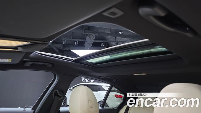 BMW 3-Series 330e M Sport