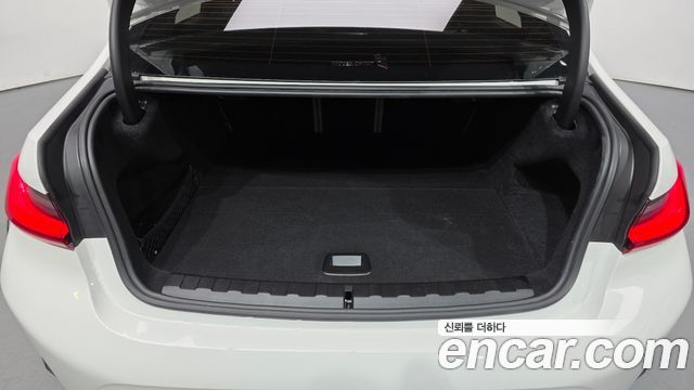 BMW 3-Series 330e M Sport