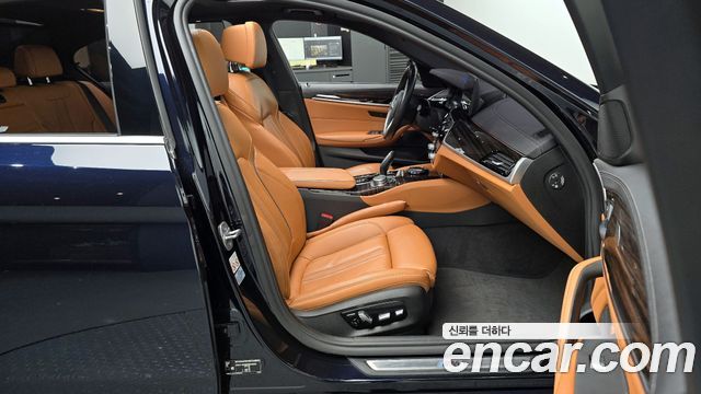 BMW 5-Series 520i M Sport
