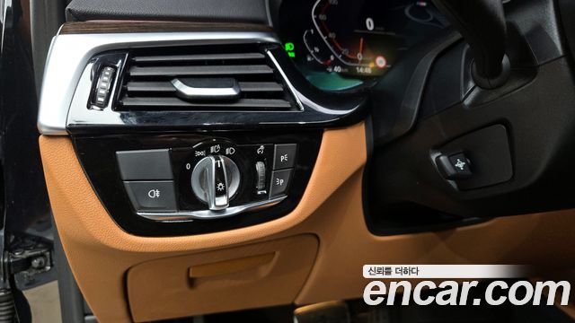 BMW 5-Series 520i M Sport
