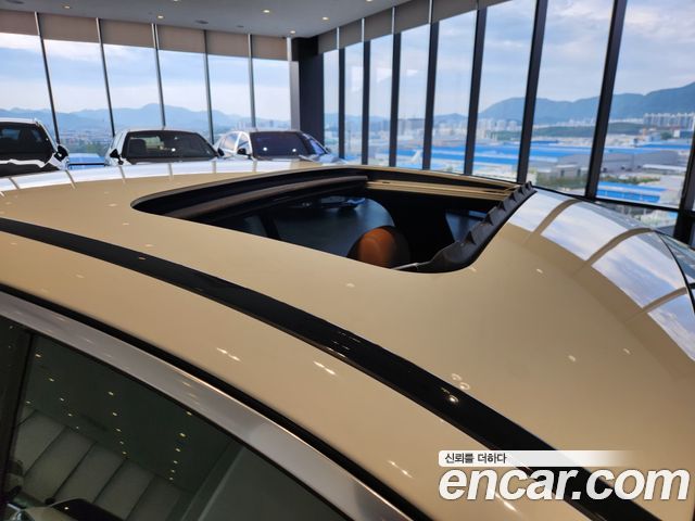 Mercedes-Benz E-Class E220d 4MATIC AMG Line