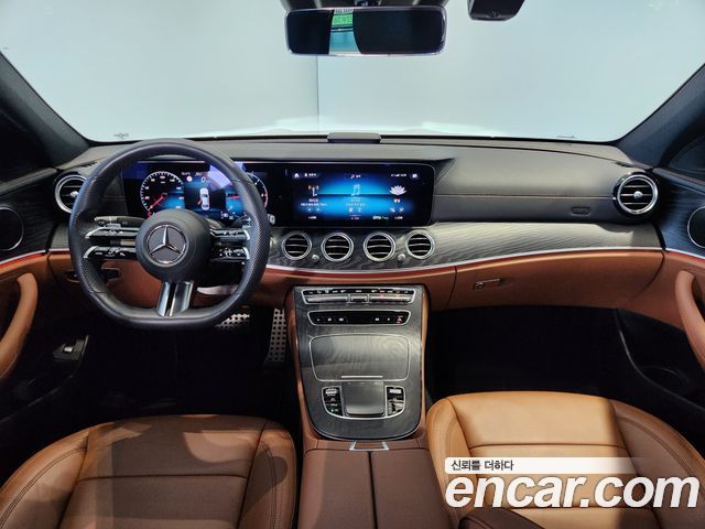 Mercedes-Benz E-Class E220d 4MATIC AMG Line