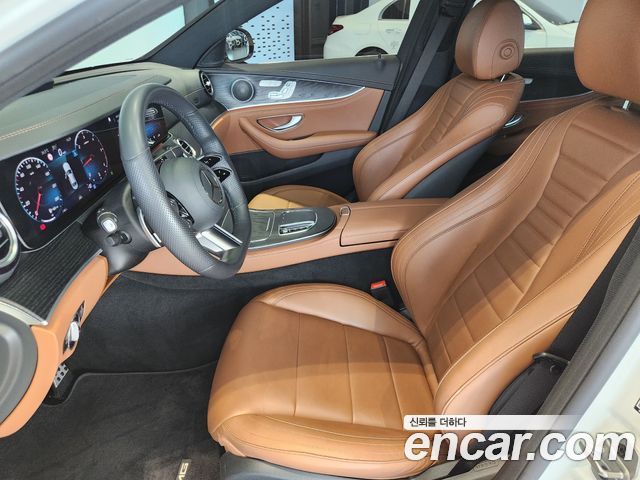 Mercedes-Benz E-Class E220d 4MATIC AMG Line