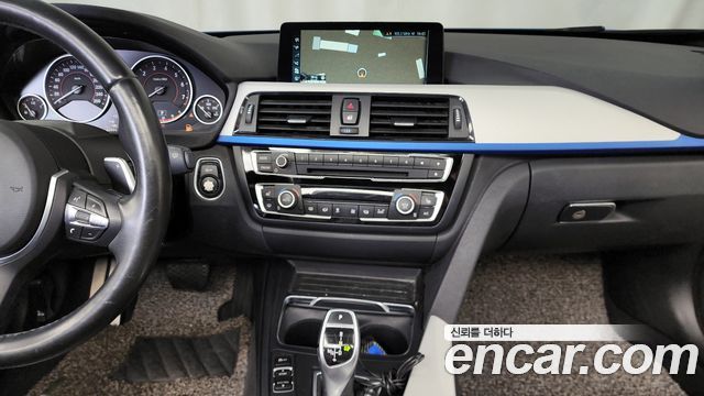 BMW 4-Series 428i M Sport Convertible
