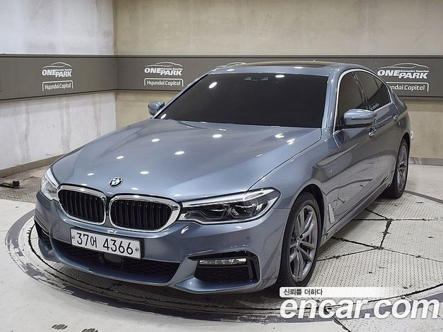 BMW 5-Series 530i M Sport Package Plus
