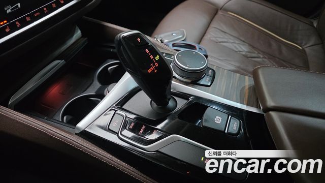 BMW 5-Series 530i xDrive Luxury Plus