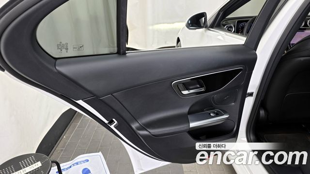 Mercedes-Benz C-Class C200 Avantgarde