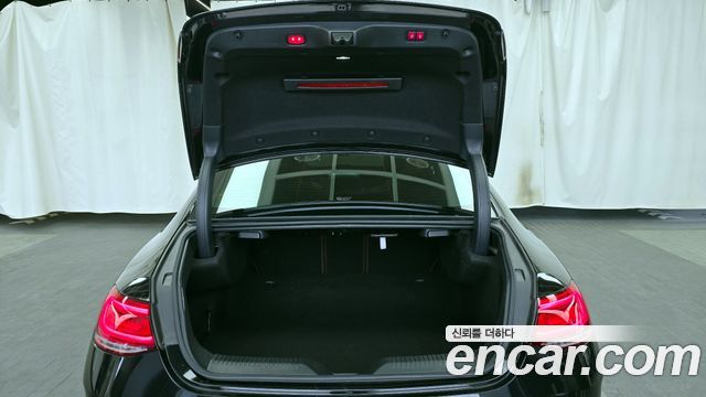 Mercedes-Benz CLS-Class CLS300d AMG Line