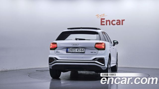 Audi Q2 35 TDI Premium