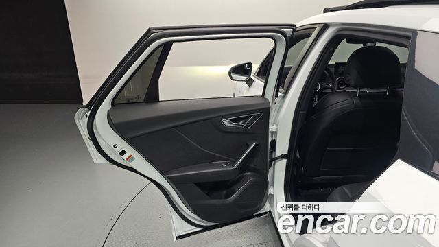 Audi Q2 35 TDI Premium