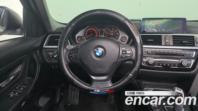 BMW 3-Series 320d