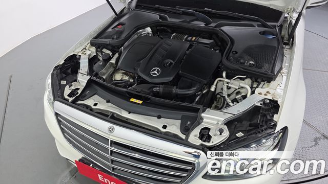 Mercedes-Benz E-Class E220d 4MATIC Exclusive