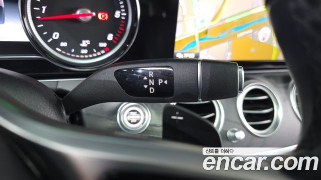 Mercedes-Benz E-Class E220d 4MATIC Exclusive