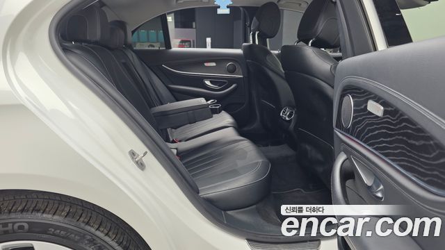 Mercedes-Benz E-Class E220d 4MATIC Exclusive