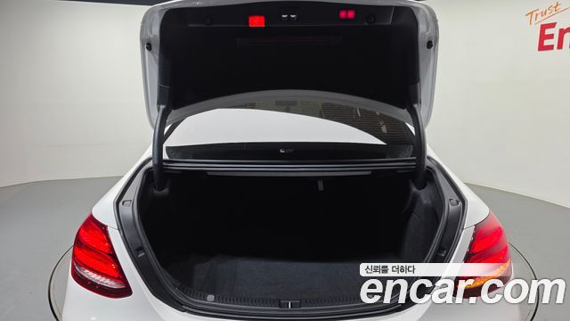 Mercedes-Benz E-Class E220d 4MATIC Exclusive